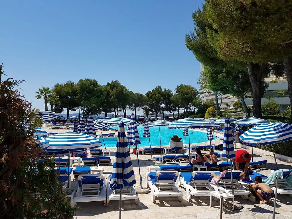 Apartments At Commodoro Villeneuve-Loubet 0*,